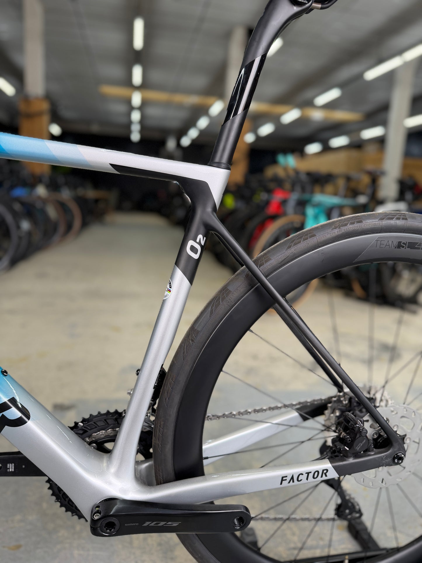 NIEUW Factor O2 Di2 Carbon Racefiets