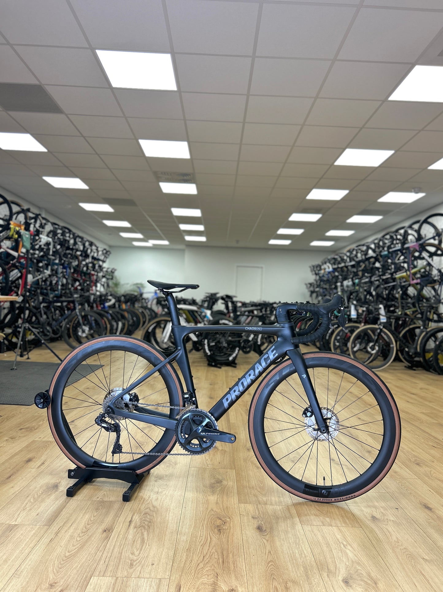 ProRace Chaos DSO Di2 Carbon Road Bike