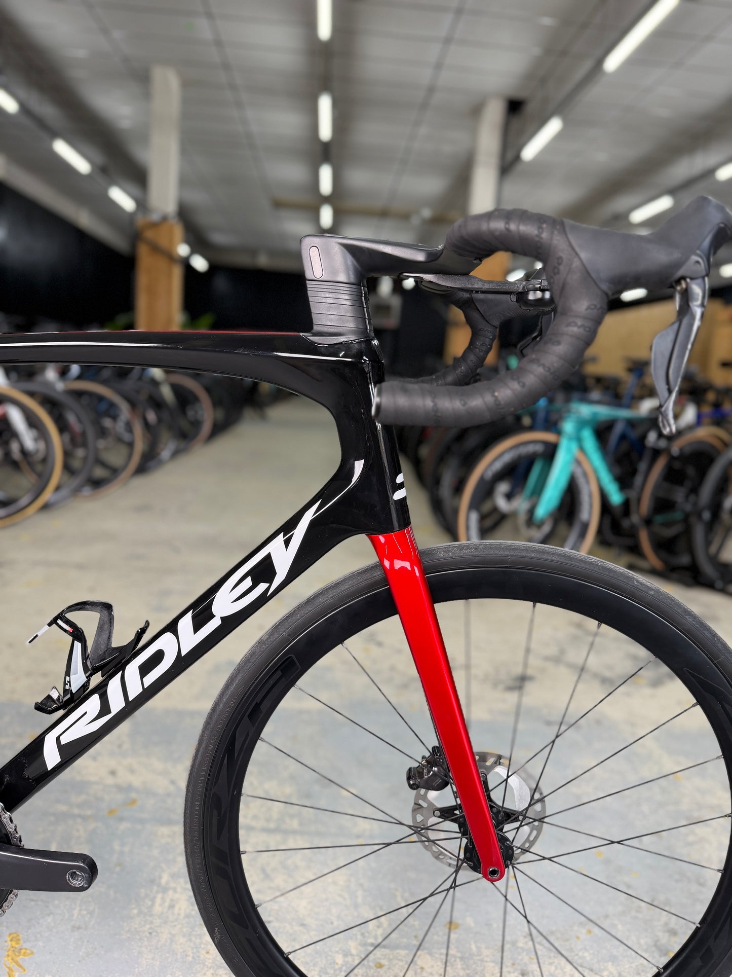 Ridley Fenix SLiC Di2 Carbon Racefiets