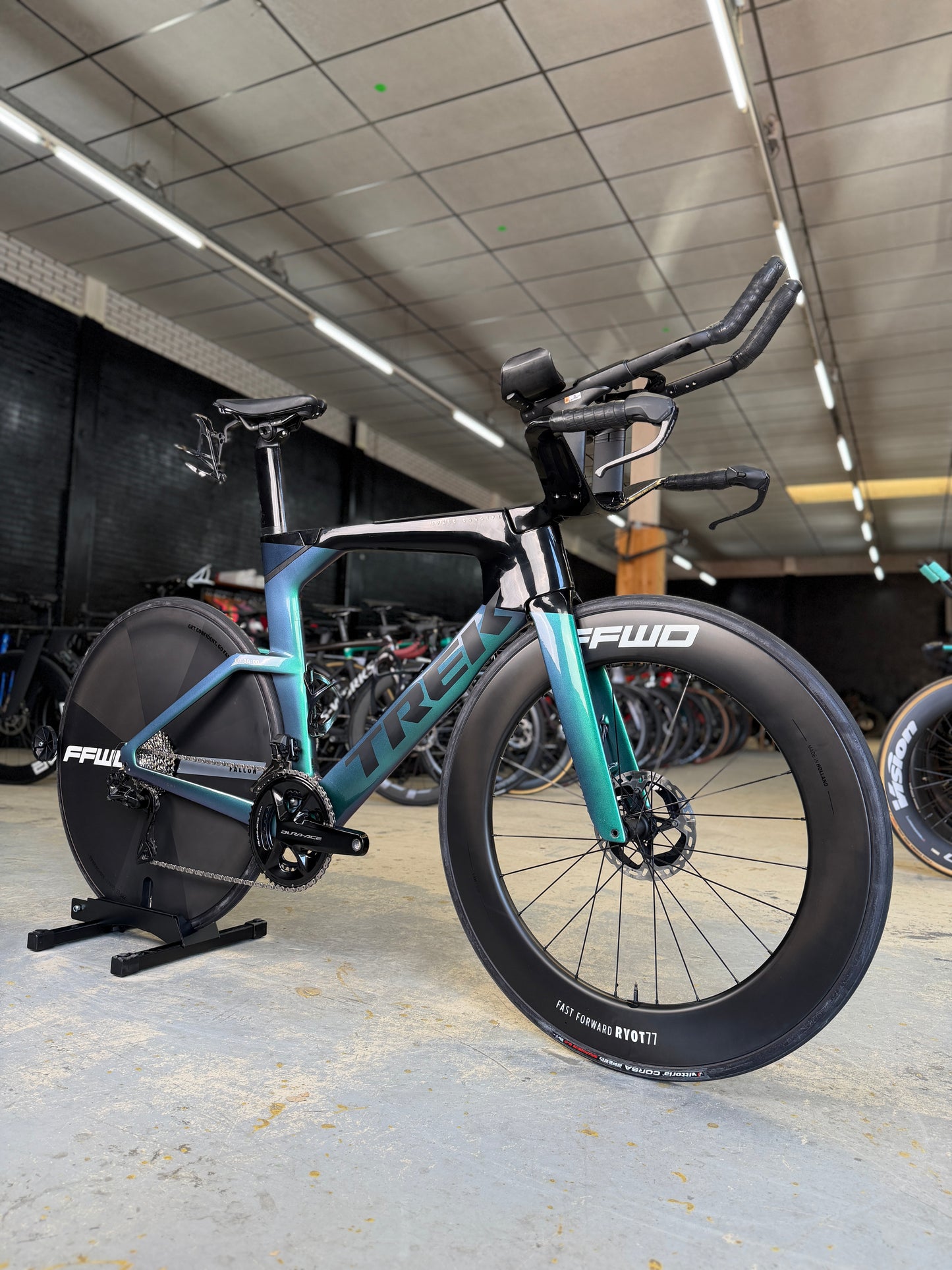 500km Trek Speed Concept SLR9 Dura Ace Di2 Carbon TT