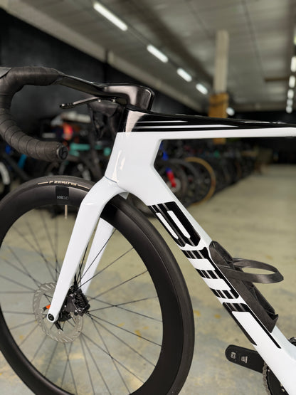 1000km BMC TeamMachine R01 Di2 Carbon Racefiets