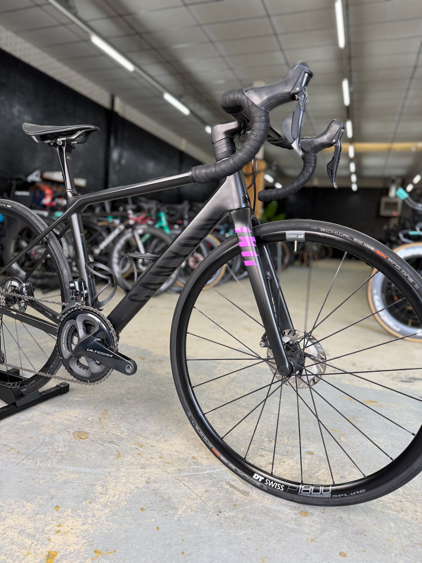 Canyon Ultimate WMN CF SL Di2 Carbon Racefiets