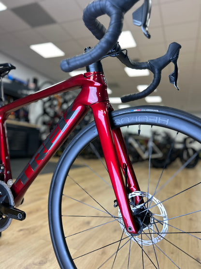 Trek Émonda SL6 AXS Carbon Road Bike