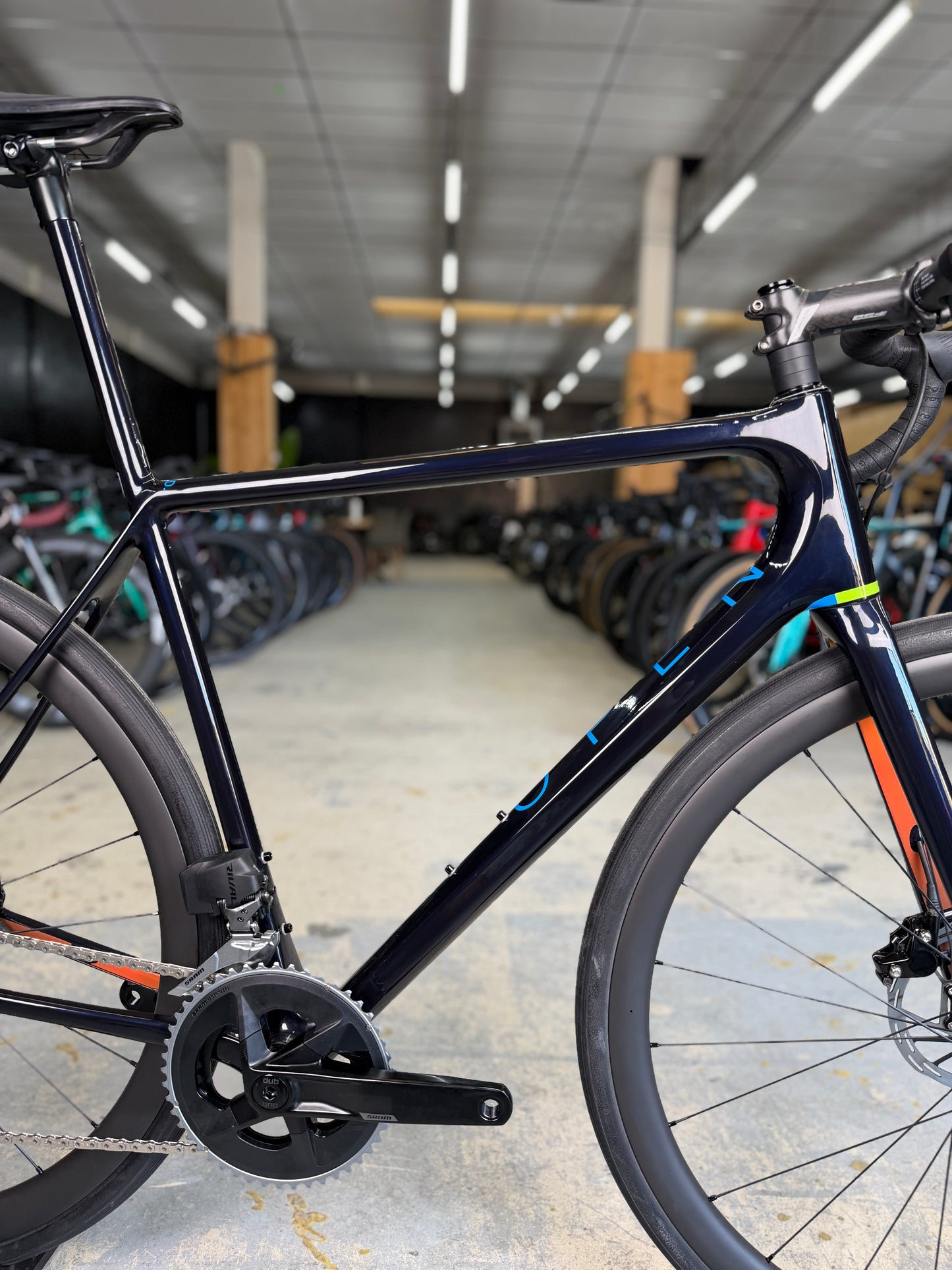 NIEUW Open MIN.D AXS Carbon Racefiets