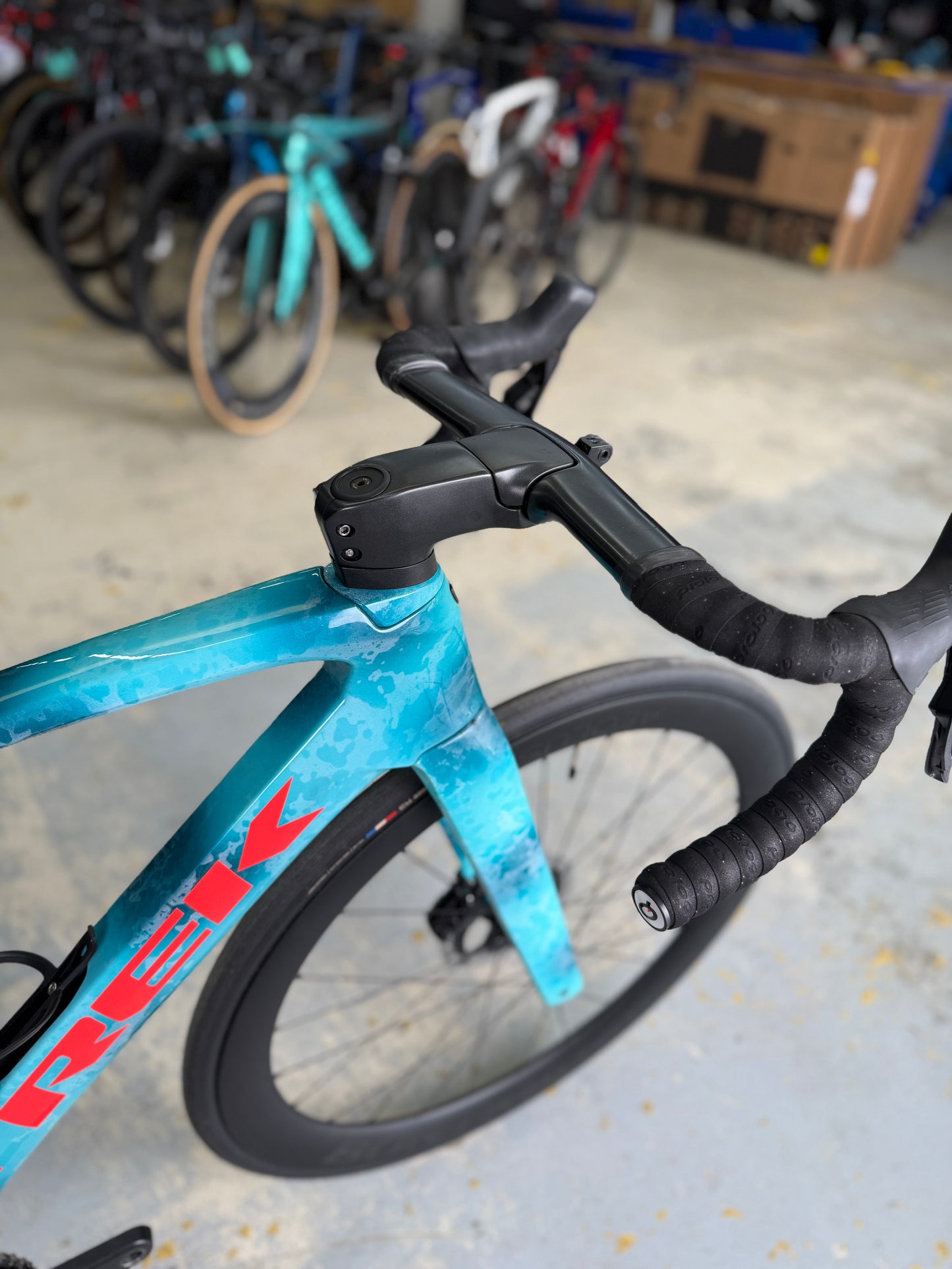 Trek Madone SLR Di2 Carbon Road Bike