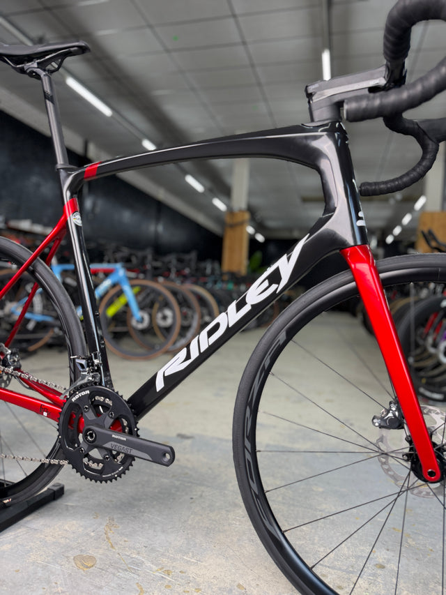 NIEUW Ridley Fenix SLiC Carbon Racefiets