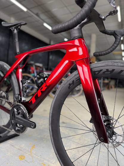 Trek Madone SLR7 Di2 Carbon Road Bike