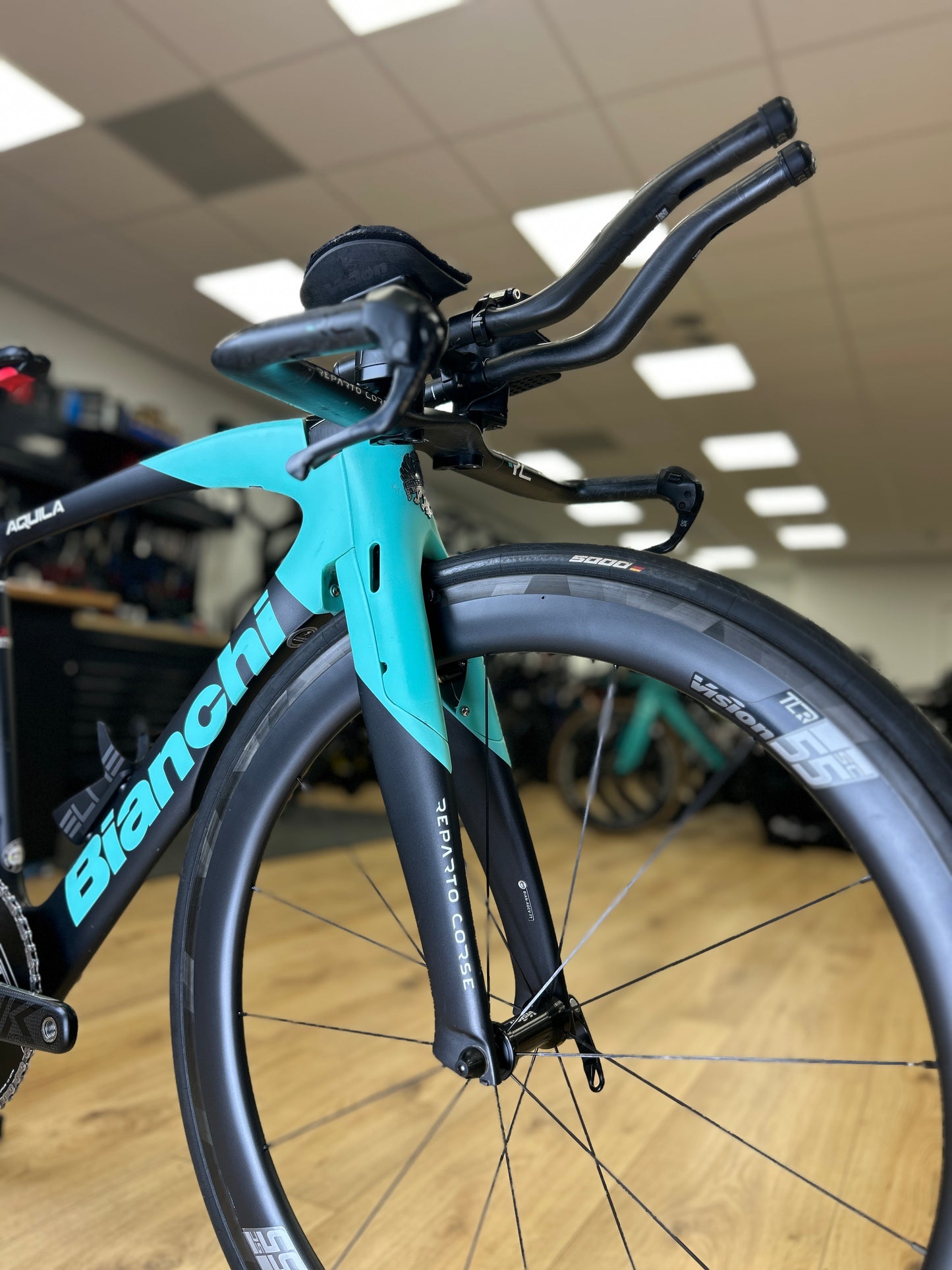 Bianchi Aquila CV Di2 Carbon Racefiets