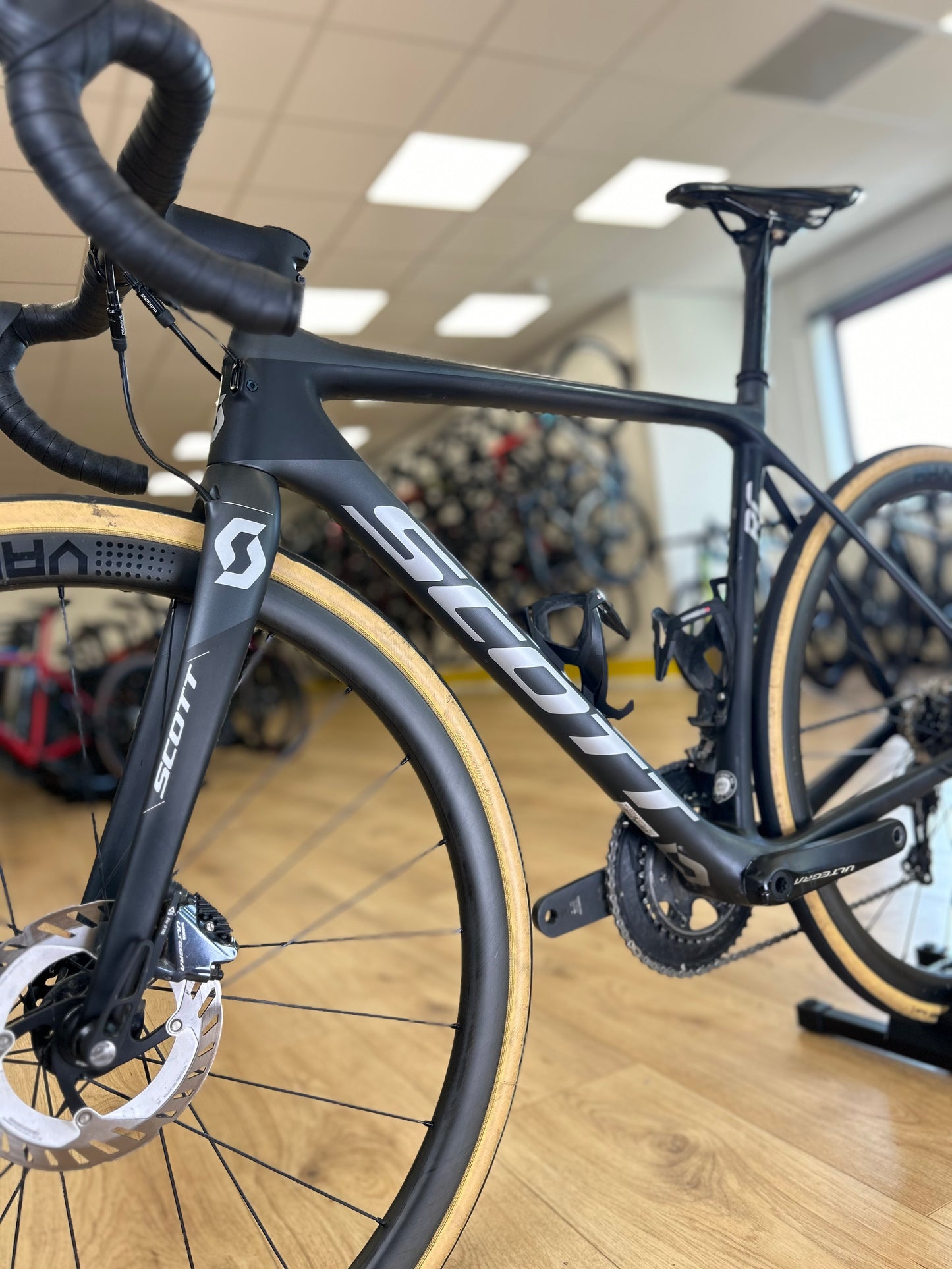 Scott Addcit 15 RC Di2 Disc Carbon Racefiets