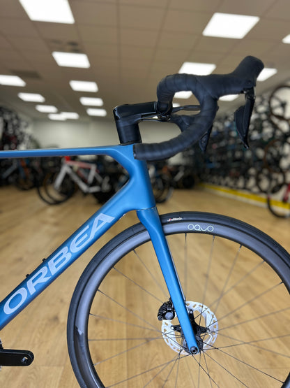0km Showroom Model Orbea Orca M30i Di2 Carbon Racefiets