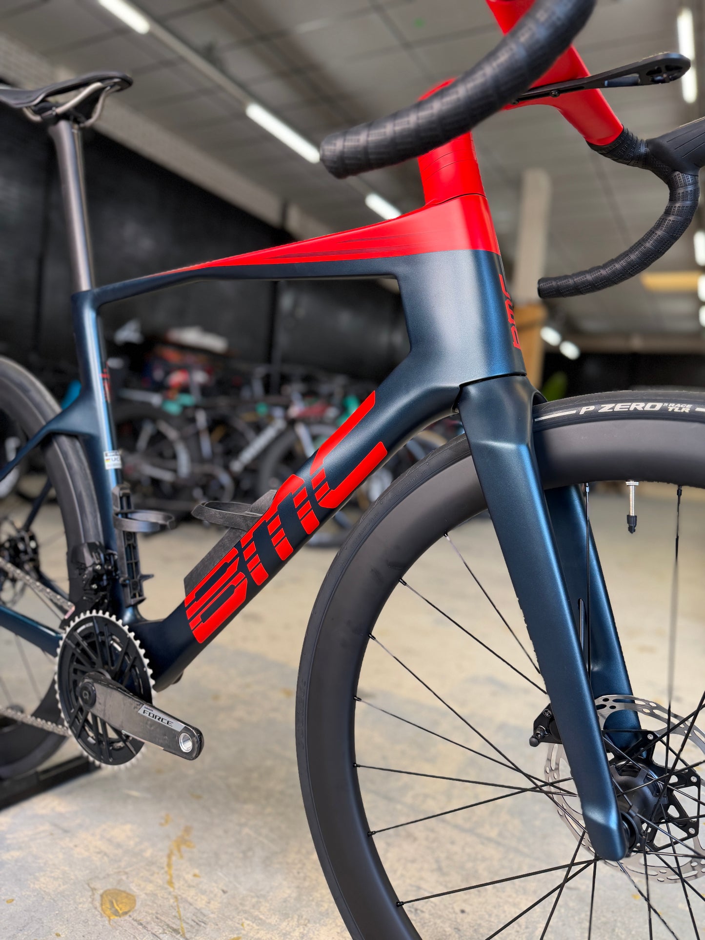 NIEUW BMC TeamMachine R01 AXS Carbon Racefiets