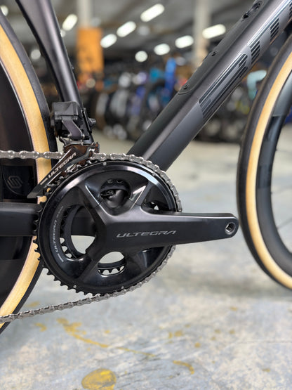 NIEUW BMC Roadmachine Di2 Carbon Racefiets