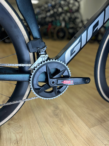 Giant Propel Advanced 1 AXS Carbon Road Bike