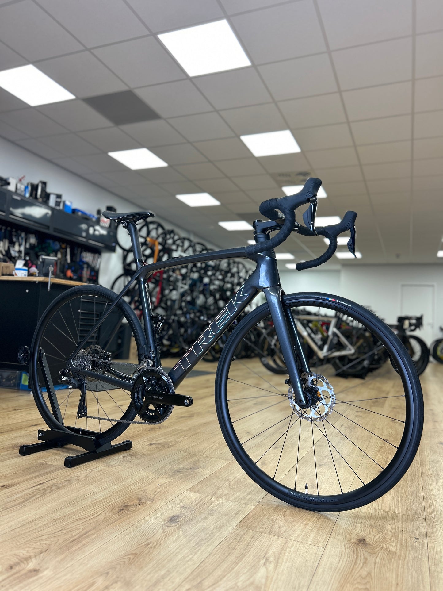 Trek Emonda SL6 Di2 Carbon Road Bike