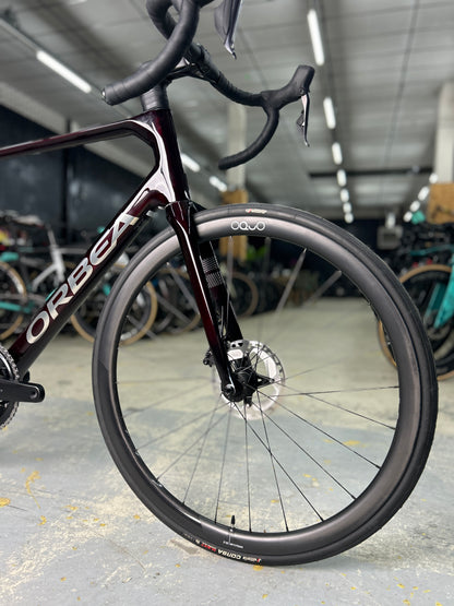 Showroom Model Orbea Orca M20iTEAM Di2 Carbon Road Bike