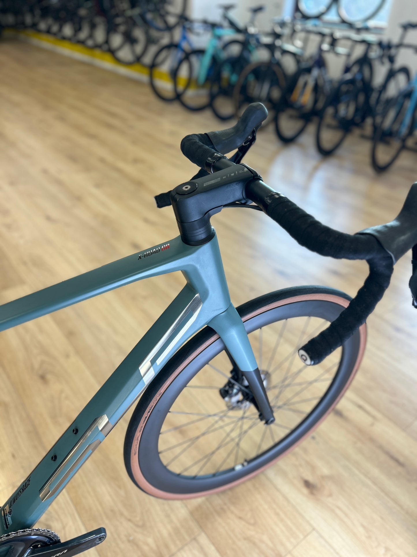 Superior X-Road Team Issue SE Carbon Racefiets
