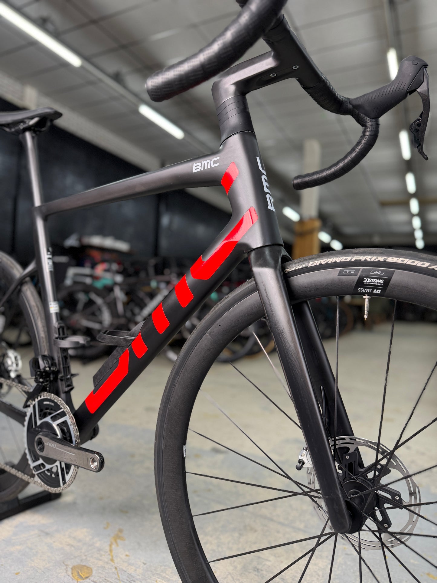 NIEUW BMC Teammachine SLR 01 ONE Red eTap Carbon Racefiets