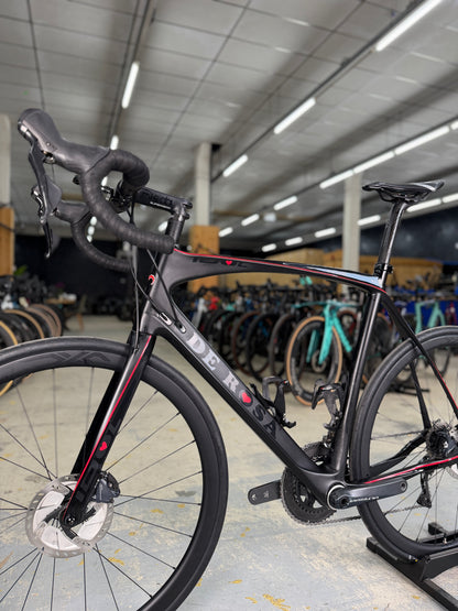 The Rosa Idol Carbon Racing Bike