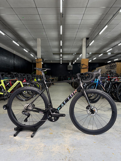 NIEUW Factor O2 VAM Di2 Carbon Racefiets