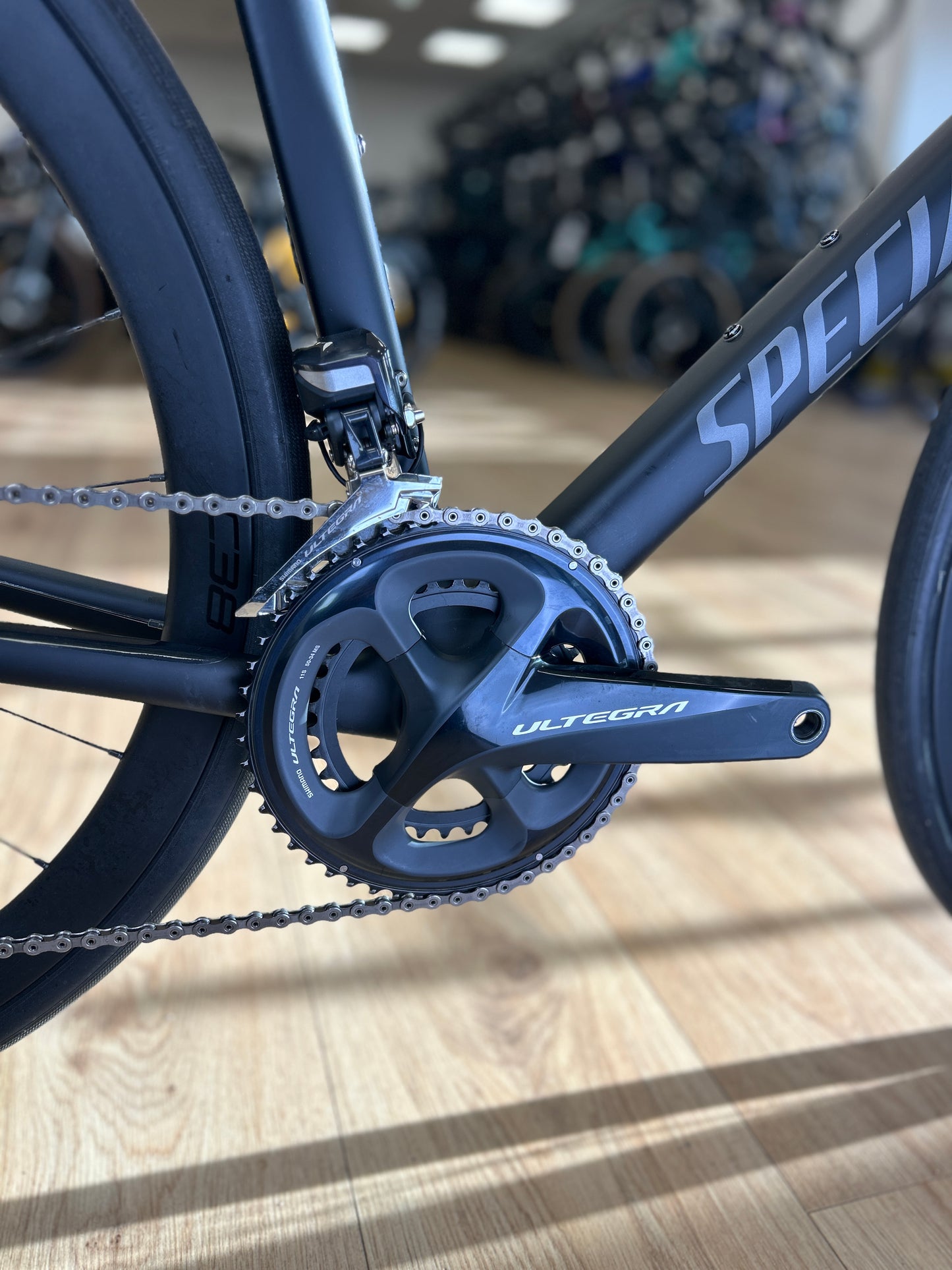 Specialized Roubaix Expert Di2 Carbon Road Bike