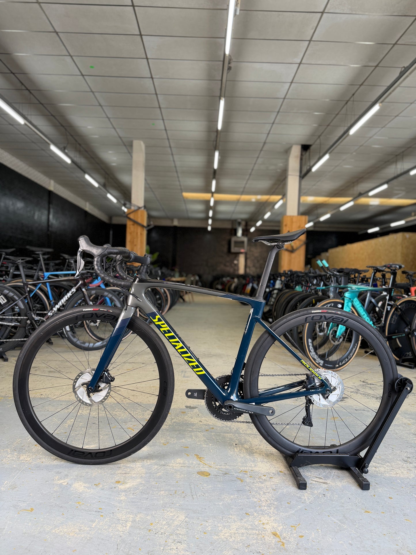 Specialized Roubaix Expert Di2 Carbon Racefiets