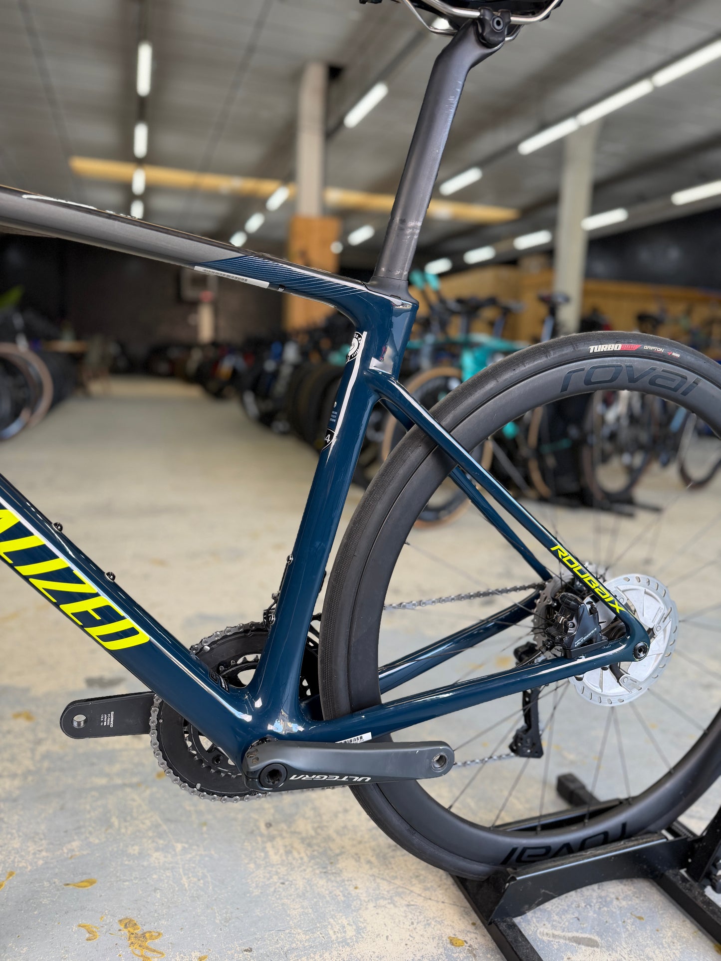 Specialized Roubaix Expert Di2 Carbon Racefiets