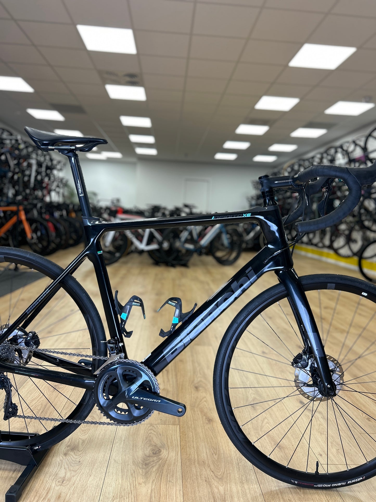 Bianchi's Infinito XE Carbon Racefiets