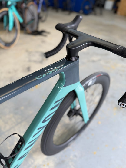 Canyon Aeroad CF SLX 8 Di2 Carbon Racefiets