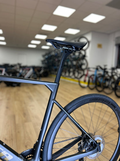 0km Showroom Model Sensa Giulia GF Di2 Carbon Racefiets