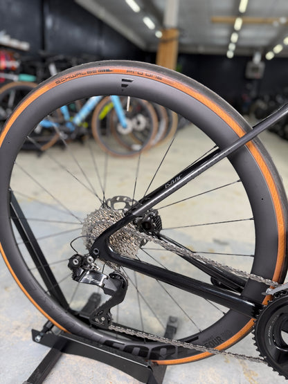 NIEUW Isaac Element Di2 Carbon Racefiets