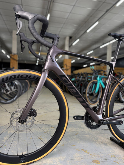 Giant Defy Advanced 1 Di2 Carbon Racefiets