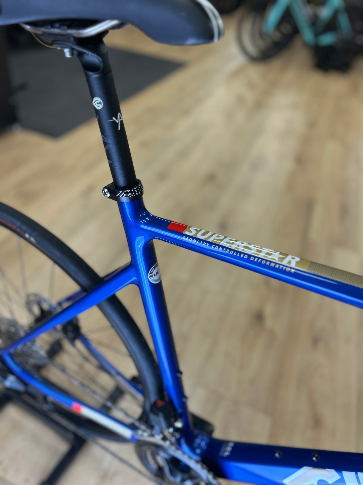 0km Showroom Model Cinelli Superstar Di2 Carbon Racefiets