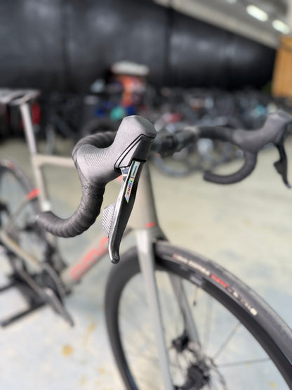 BMC Roadmachine 01 THREE AXS Carbon Racefiets