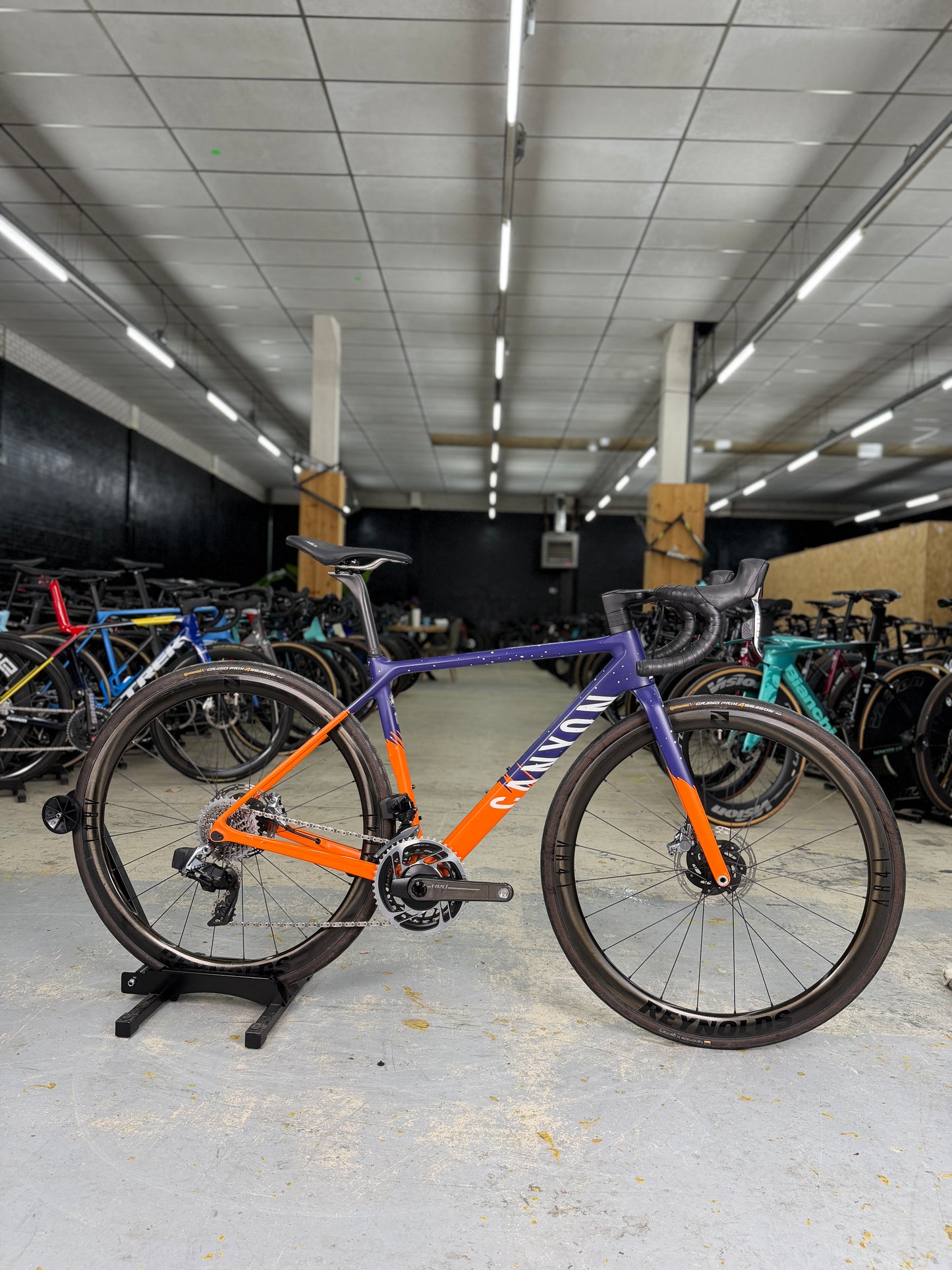 Canyon Ultimate CF SLX 9 WMN eTap Carbon Racefiets
