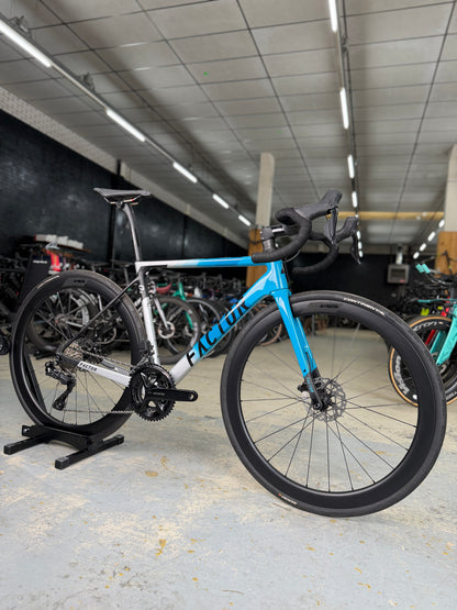 NIEUW Factor O2 Di2 Carbon Racefiets