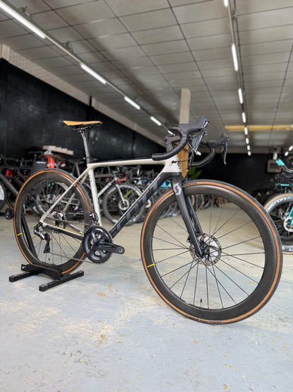 Scott Addict RC15 Di2 Carbon Racefiets