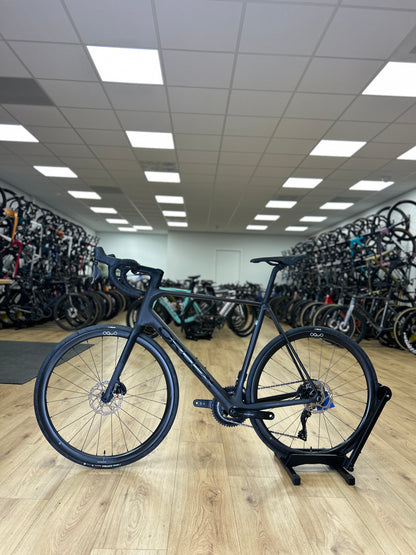 Showroom Model Orbea Orca M35i Di2 Carbon Racing Bike