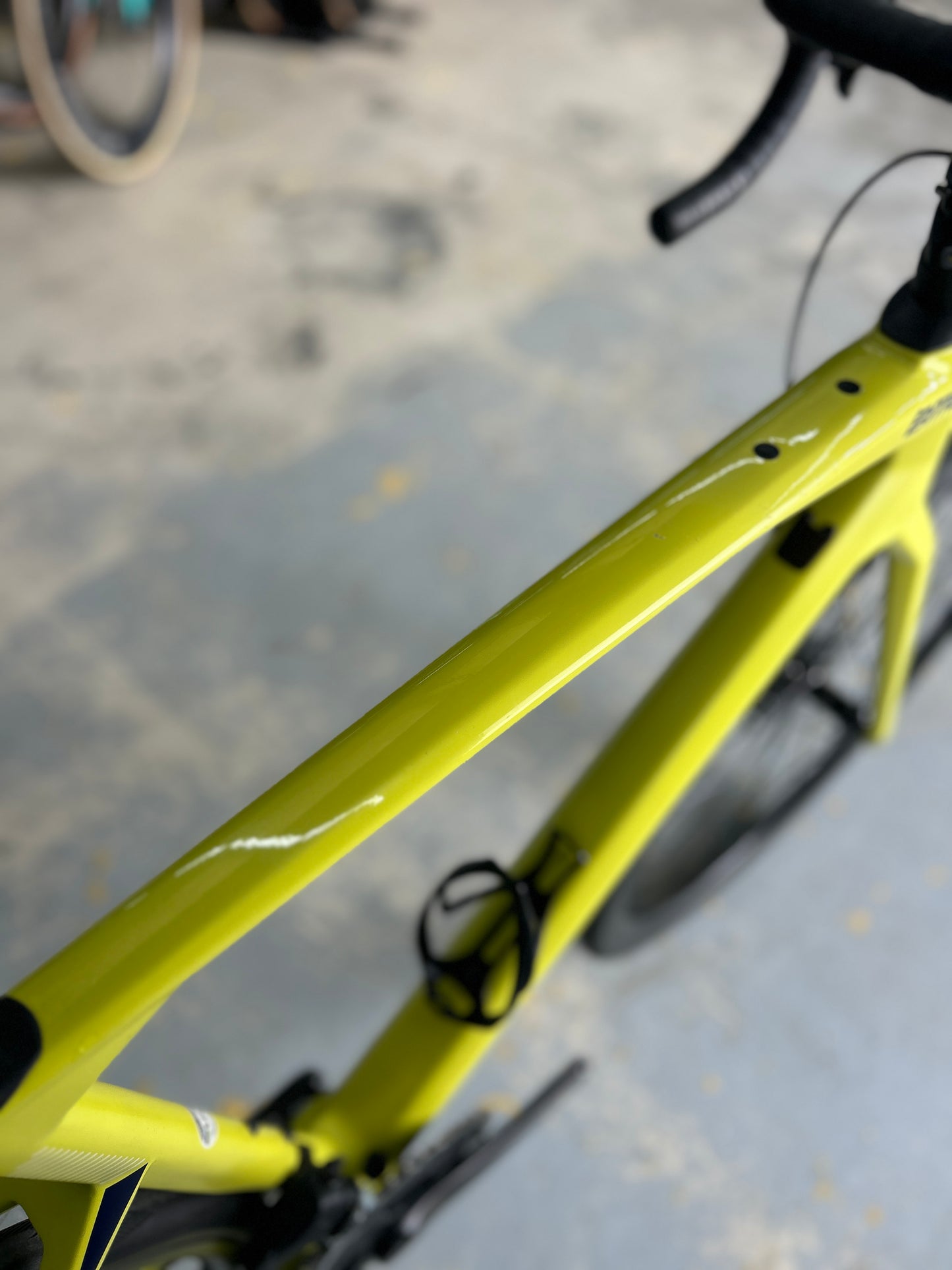 BMC Roadmachine FOUR AXS Carbon Road Bike