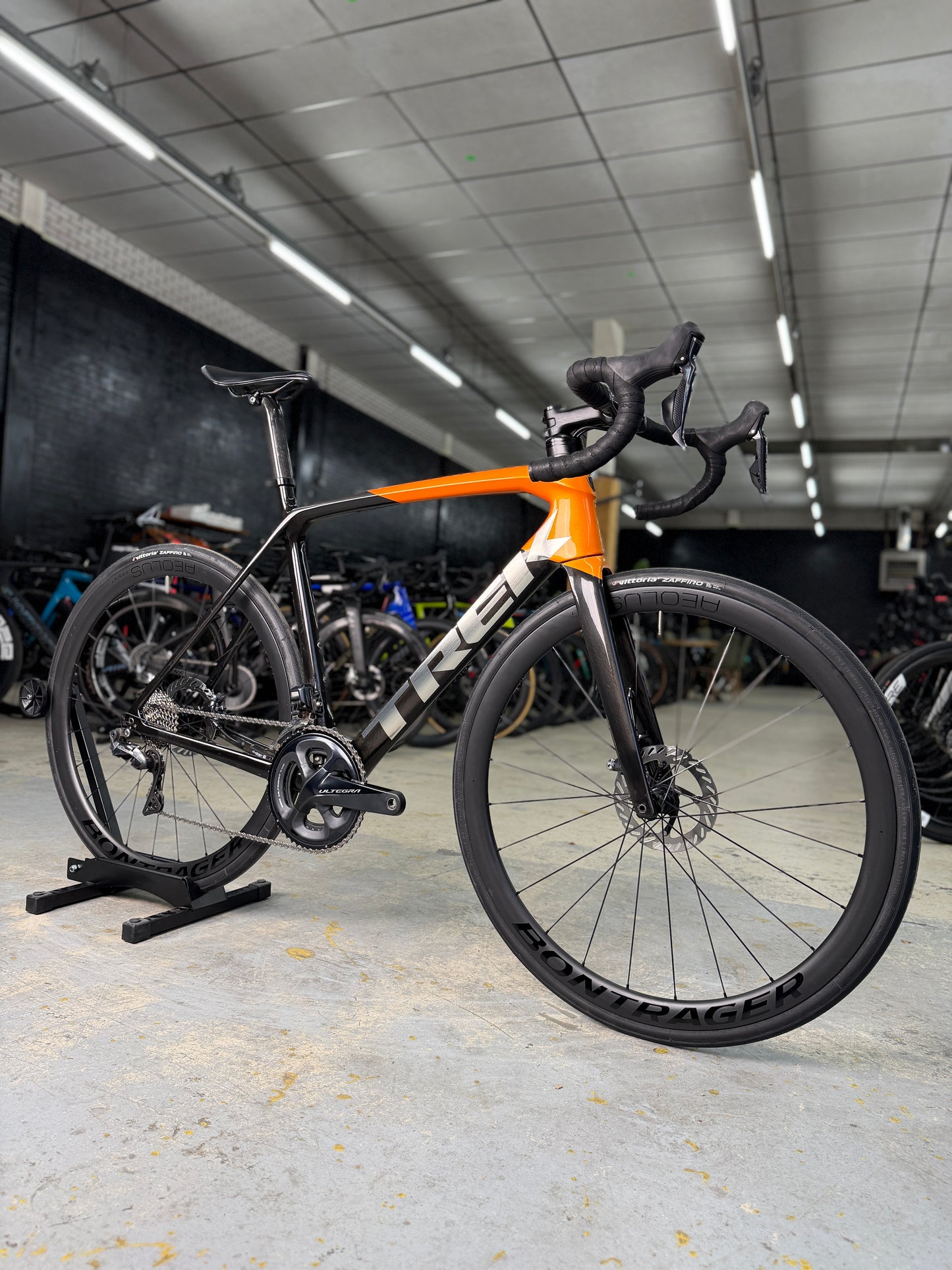 Trek Emonda SL7 Di2 Carbon Road Bike