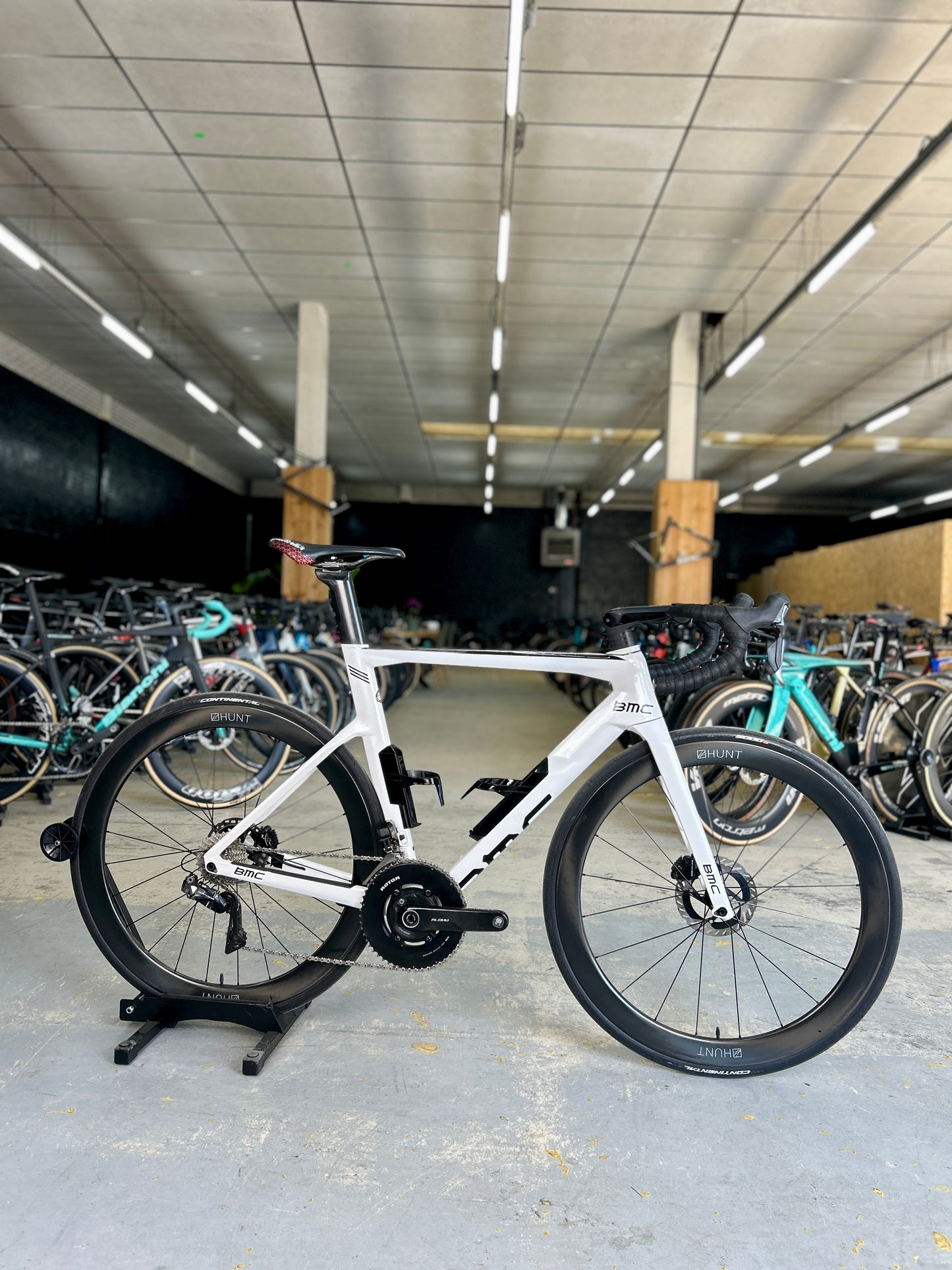 BMC Timemachine R01 Dura Ace Di2 Carbon Road Bike