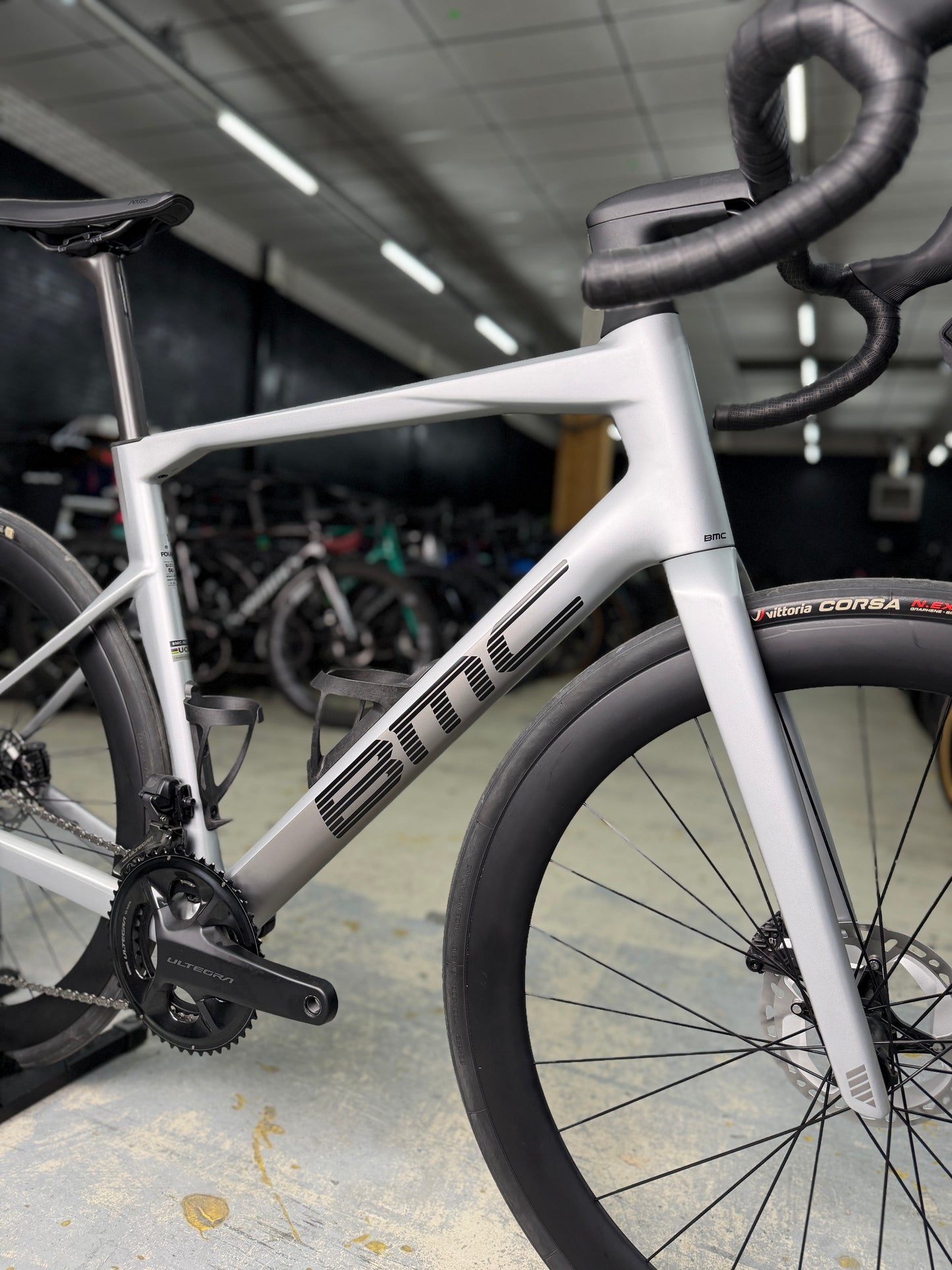 NIEUW BMC Roadmachine R01 Di2 Carbon Racefiets