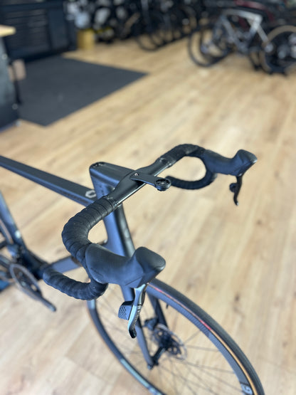 Showroom Model 0km Cannondale SuperSix EVO Hi-MOD Disc Carbon Racefiets