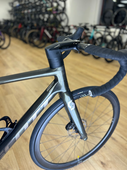 Scott Addict RC Di2 Carbon Road Bike