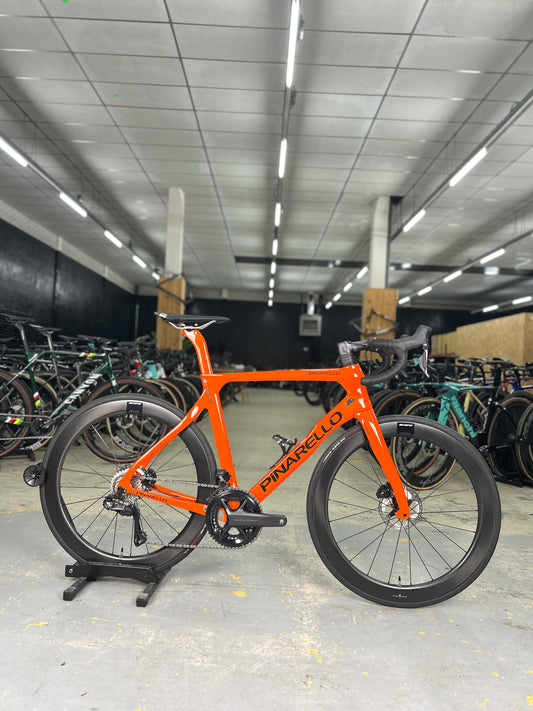 Pinarello Paris Di2 Carbon Racefiets