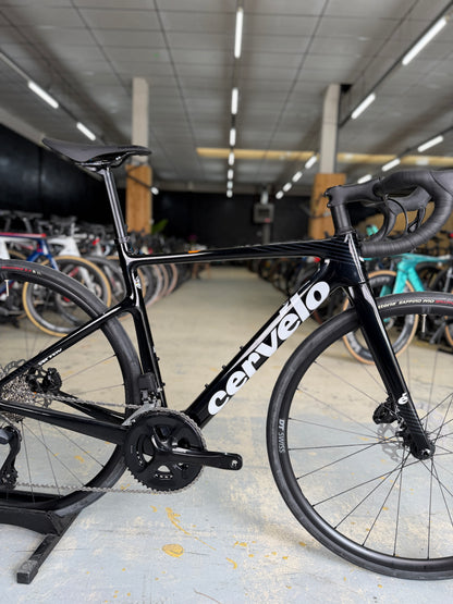 NIEUW Cervélo Caledonia Di2 Carbon Racefiets