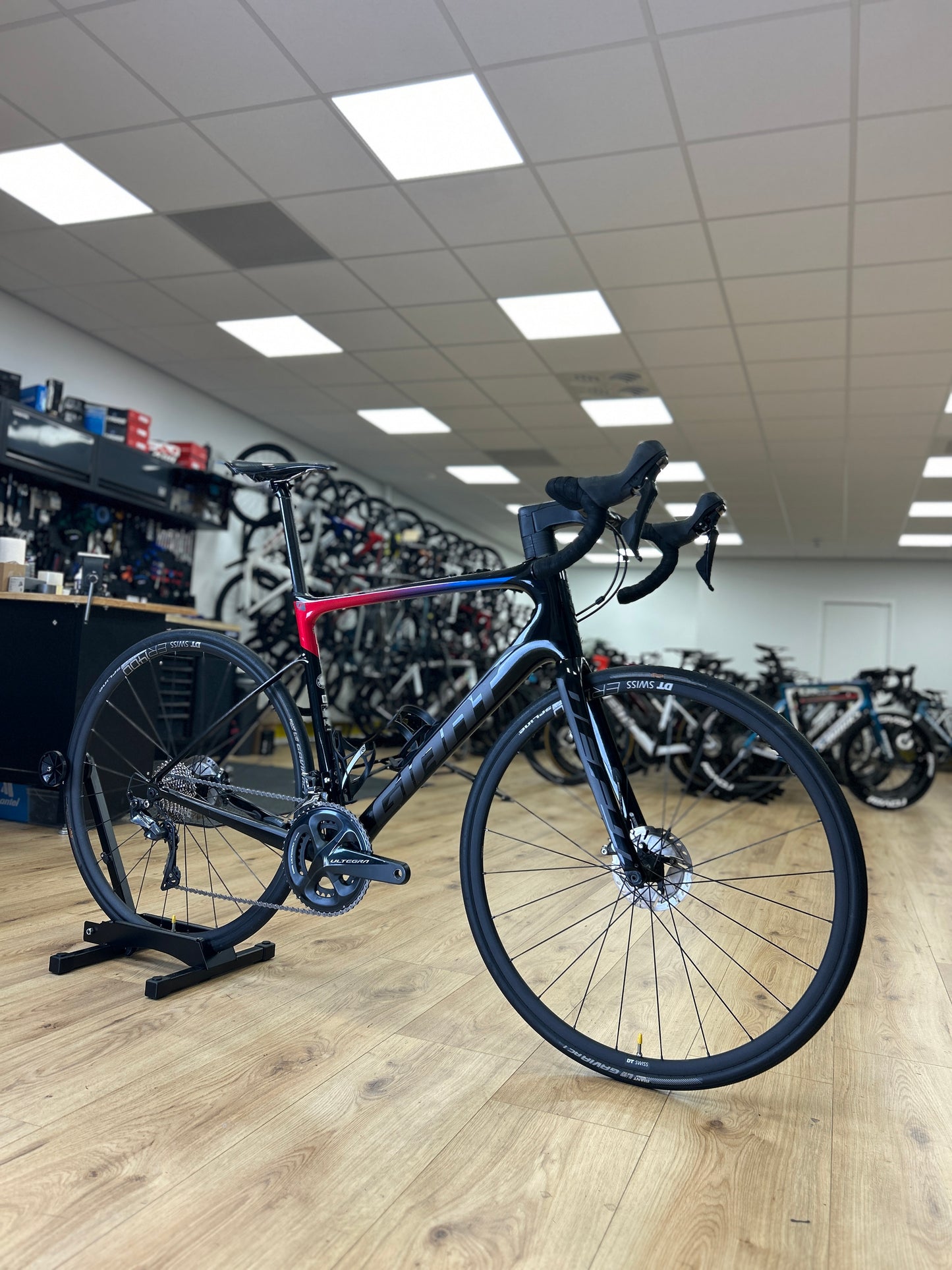 Giant Defy Advanced Carbon Racefiets