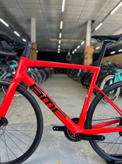 NEW BMC Teammachine SLR Di2 Carbon Road Bike