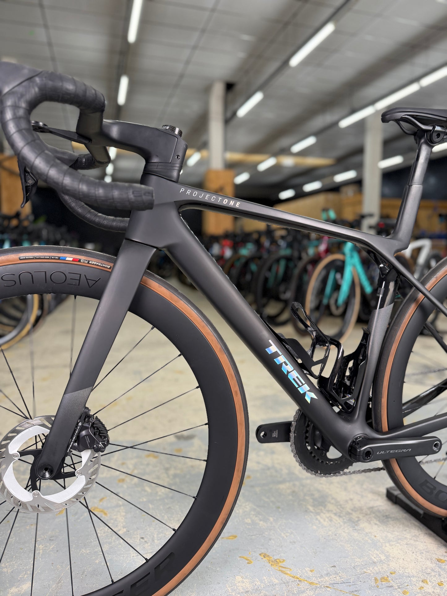 1000km Trek Madone SLR7 Di2 Carbon Racefiets