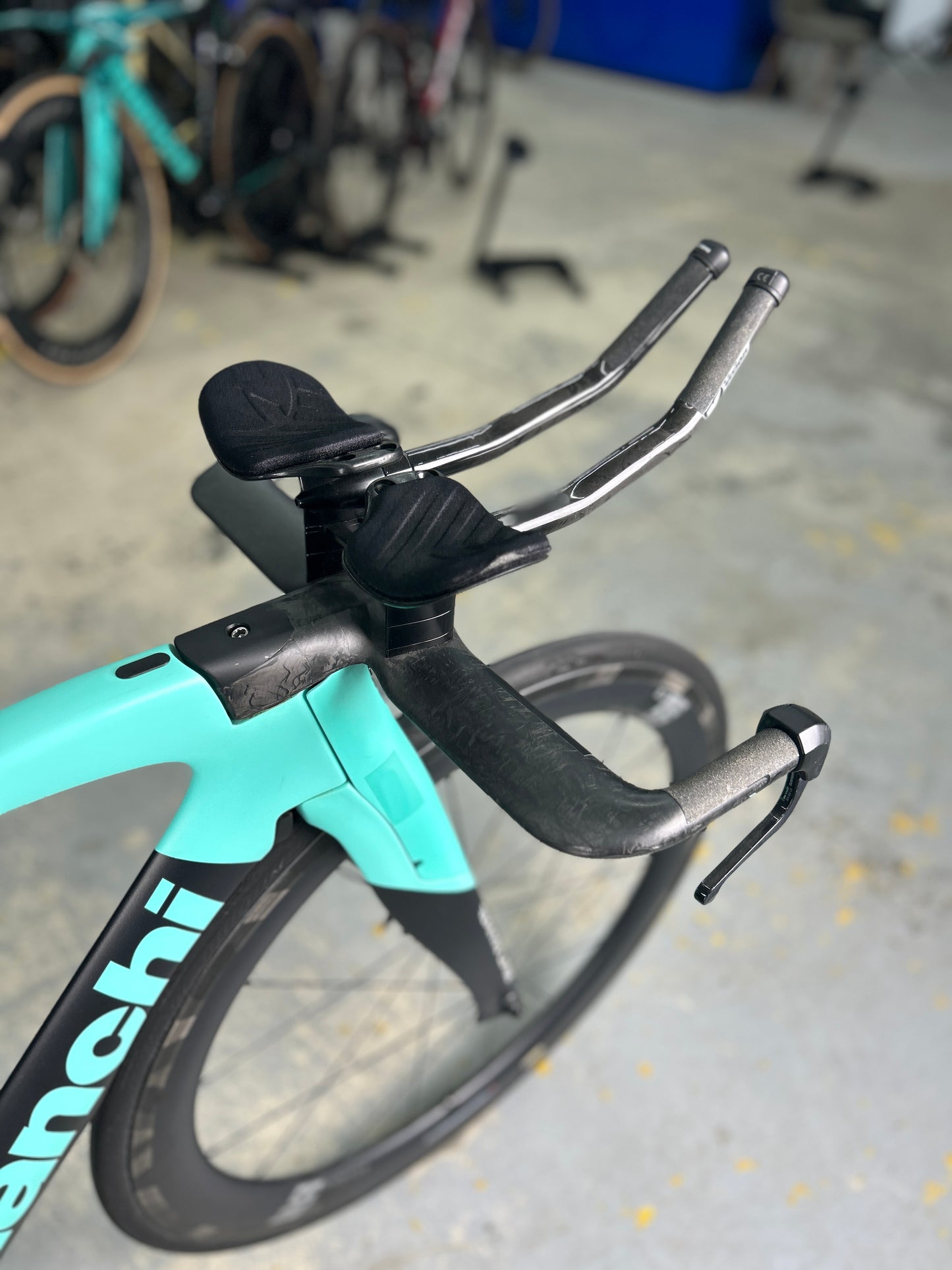 Bianchi Aquila CV Di2 Carbon Racefiets