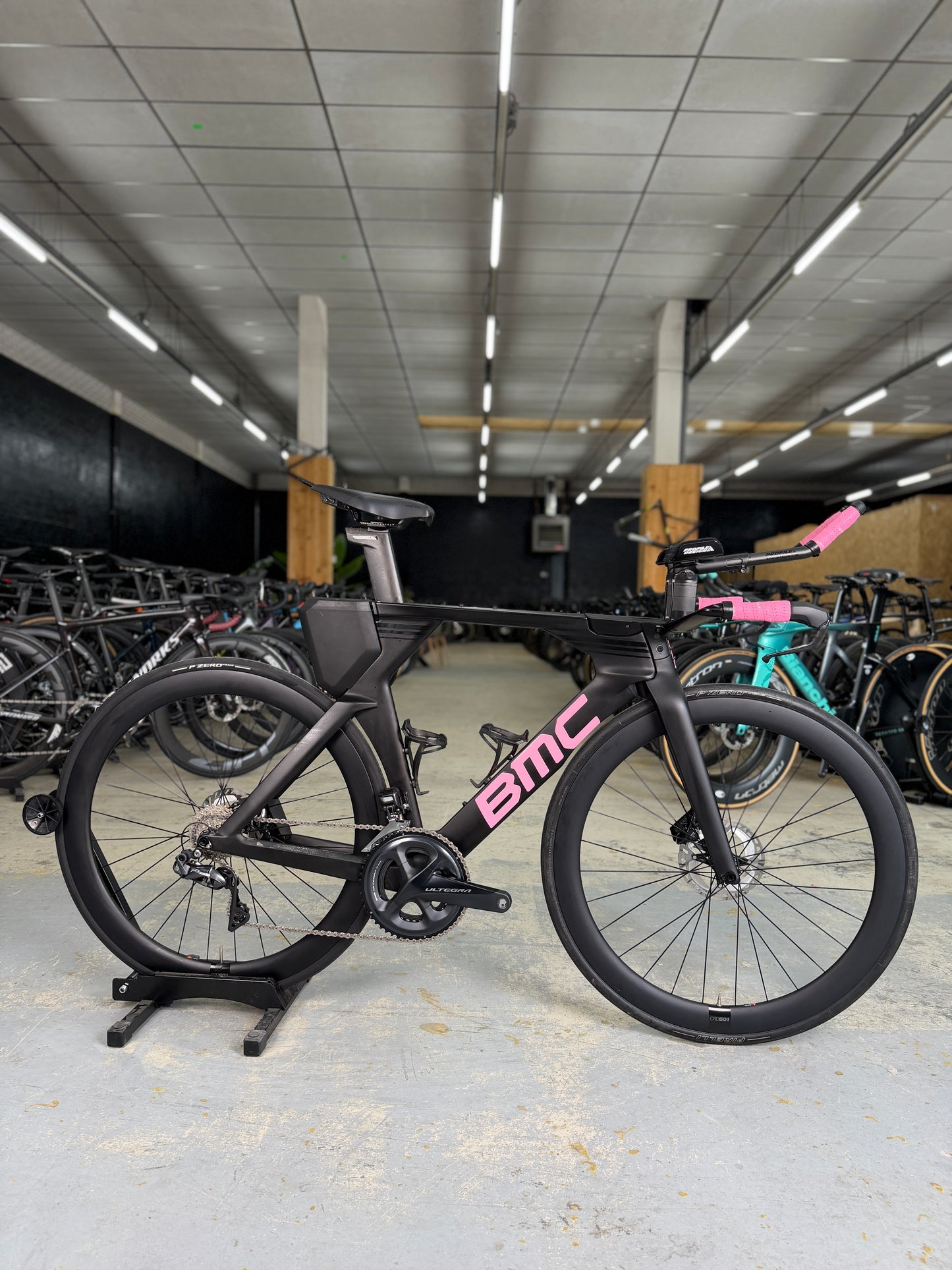 100km BMC Timemachine 01 ONE Di2 Carbon TT